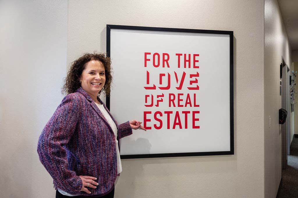 Julie Cendejas is a top real estate agent for Meridian at Keller Williams Boise Keller Williams Boise has top agents who are at the top of their real estate career. Keller Williams realtors have impeccable service as the realtors invest themselves in every home sale.